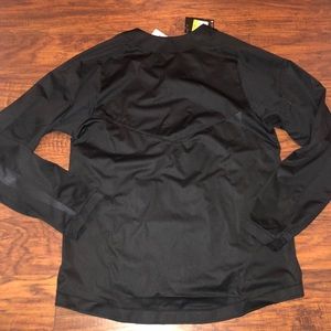 Nike Jackets & Coats - NWT Black Nike windbreaker Pullover Nike Jackets & Coats - NWT Black Nike windbreaker Pullover